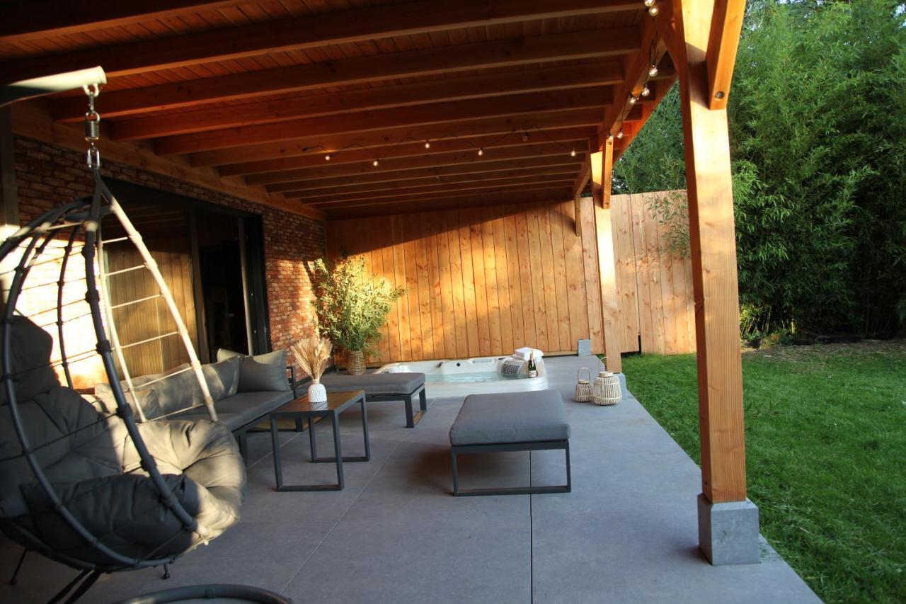 Dionbulles & Dionlodge Guesthouse, Private Wellness Pool In Option Chaumont-Gistoux Exteriör bild