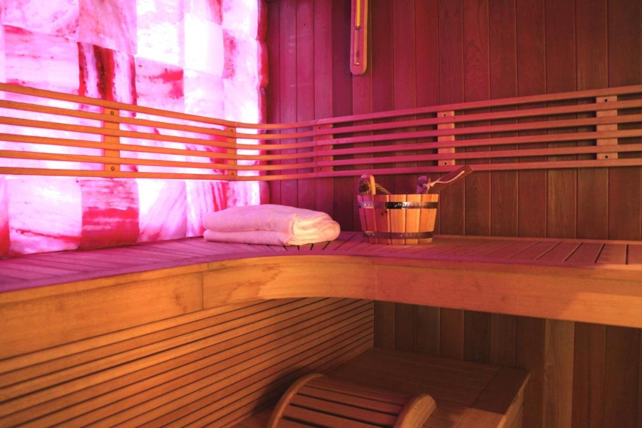 Dionbulles & Dionlodge Guesthouse, Private Wellness Pool In Option Chaumont-Gistoux Exteriör bild